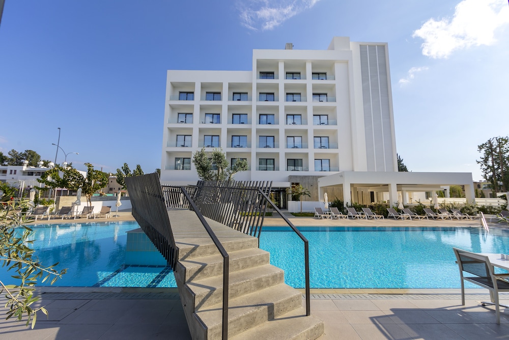 Anemi Hotel